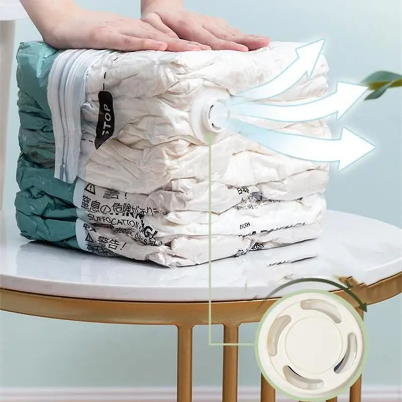 大きなプラスチック製の真空収納バッグ、衣類と毛布の収納に適し - Travel Accessories You Need のレビューと価格