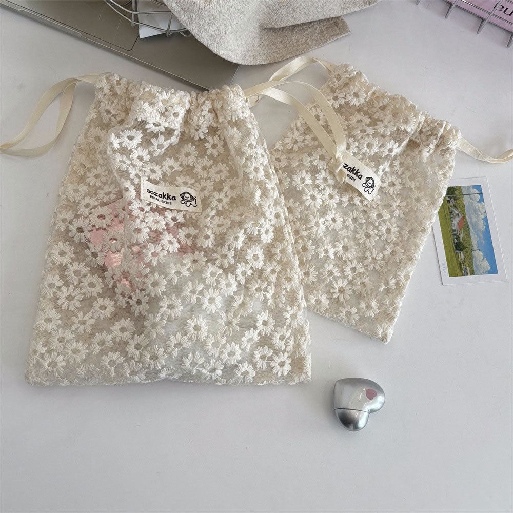 レース刺繍デイジーメッシュ巾着メイクアップバッグ夏旅行用トイ - Travel Accessories Toiletries のレビューと価格