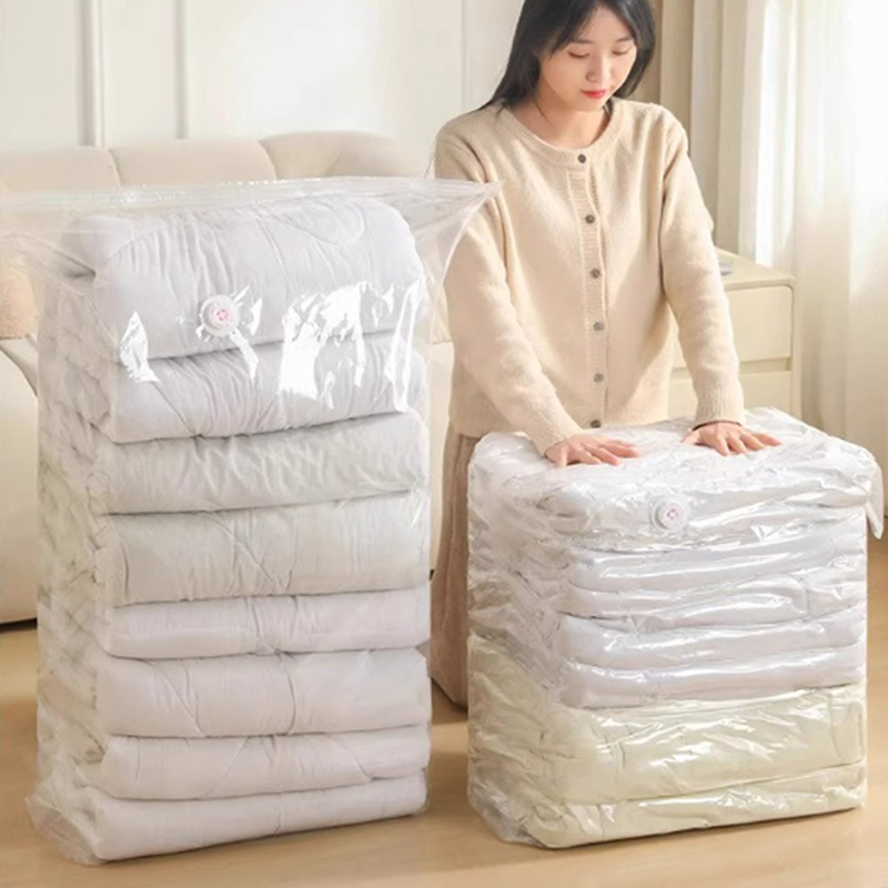 真空バッグ 大型 ポンプ不要 プラスチック収納袋 衣類や毛布 - Travel Accessories You Need のレビューと価格